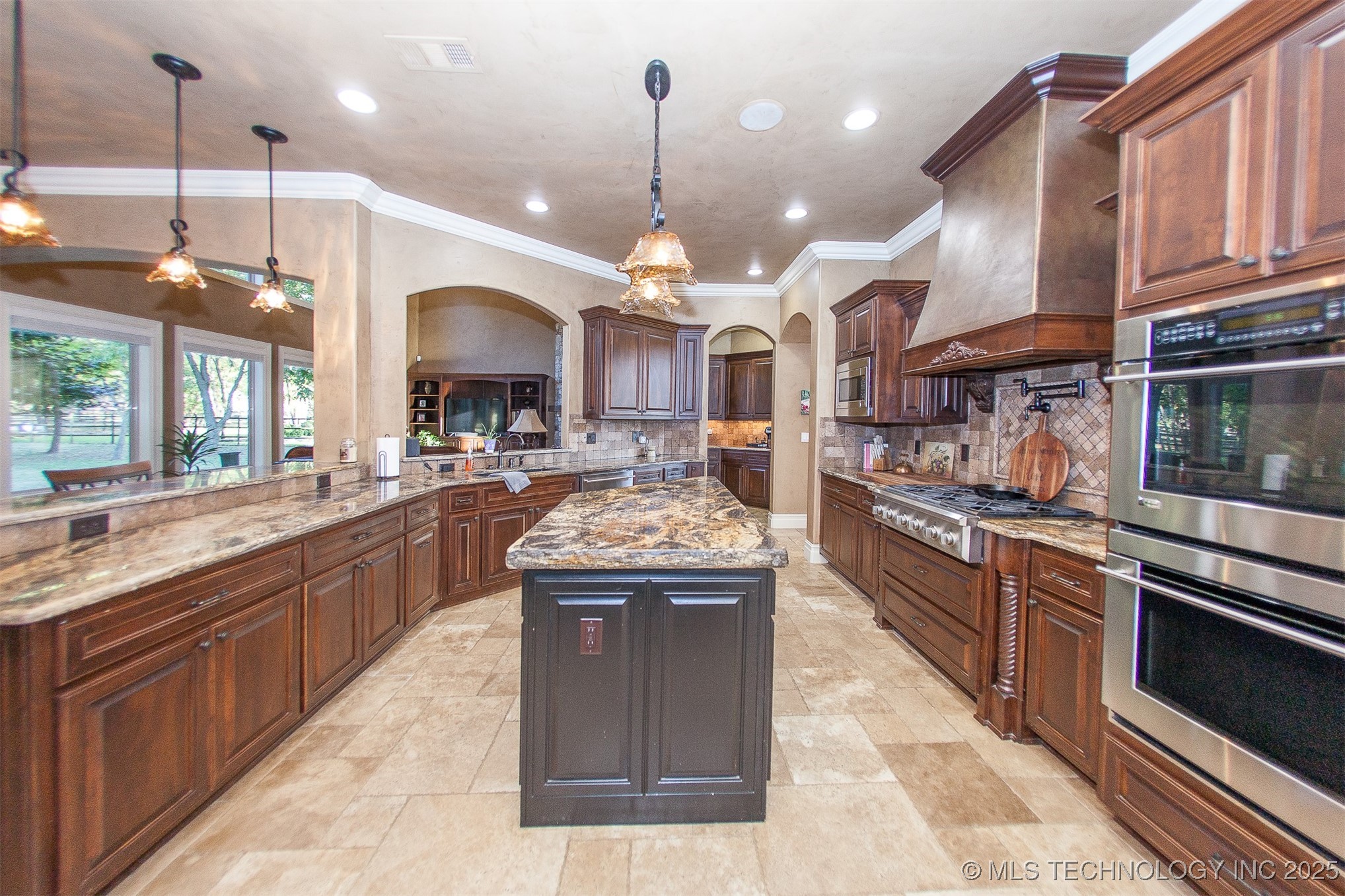 18533 E Crooked Oak Drive Property Photo 22