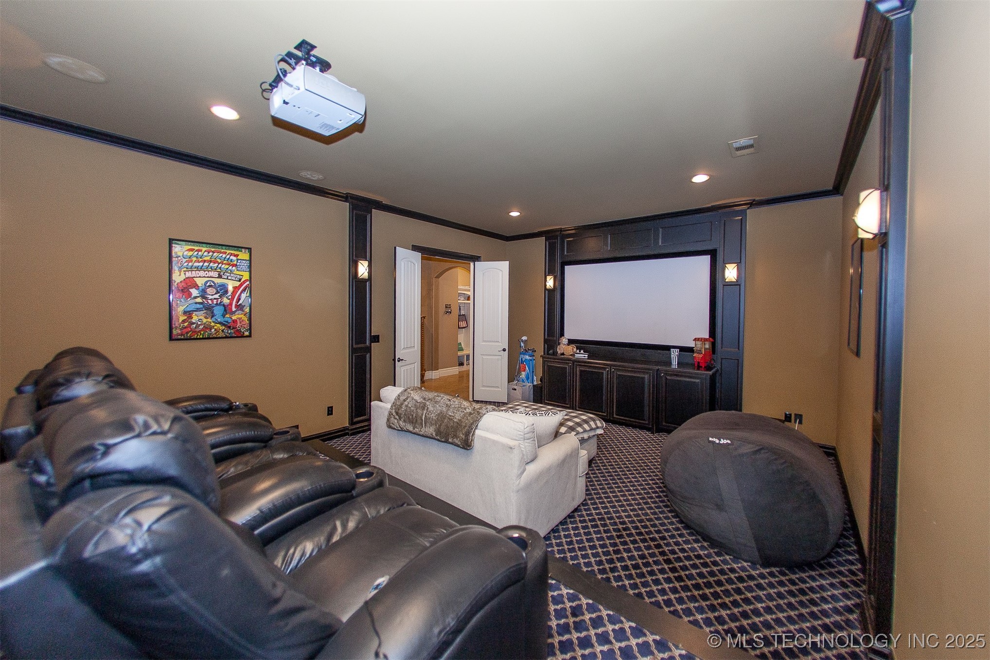 18533 E Crooked Oak Drive Property Photo 36