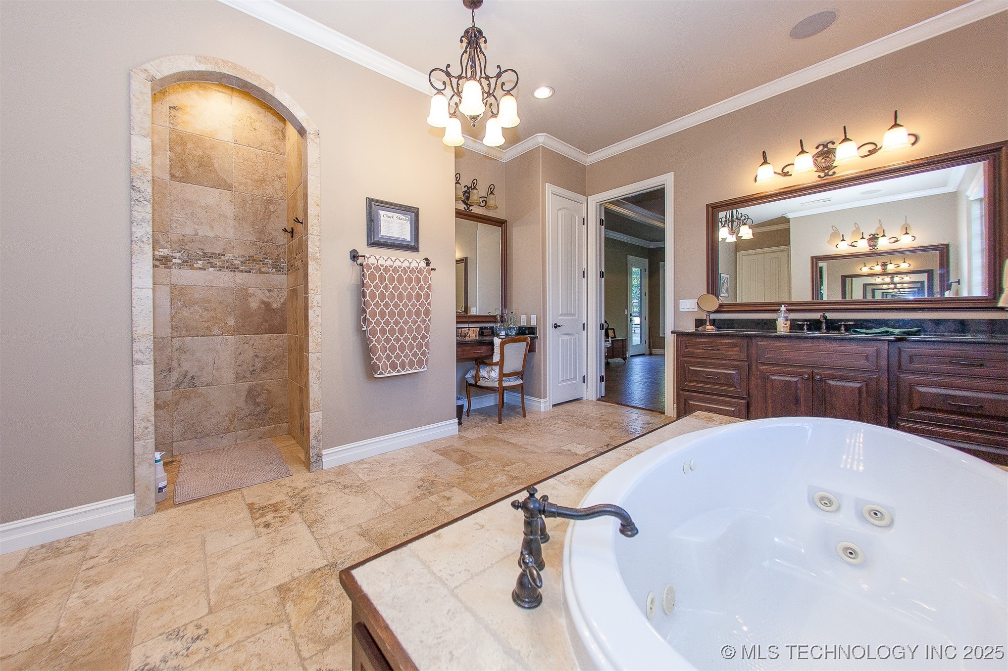 18533 E Crooked Oak Drive Property Photo 41