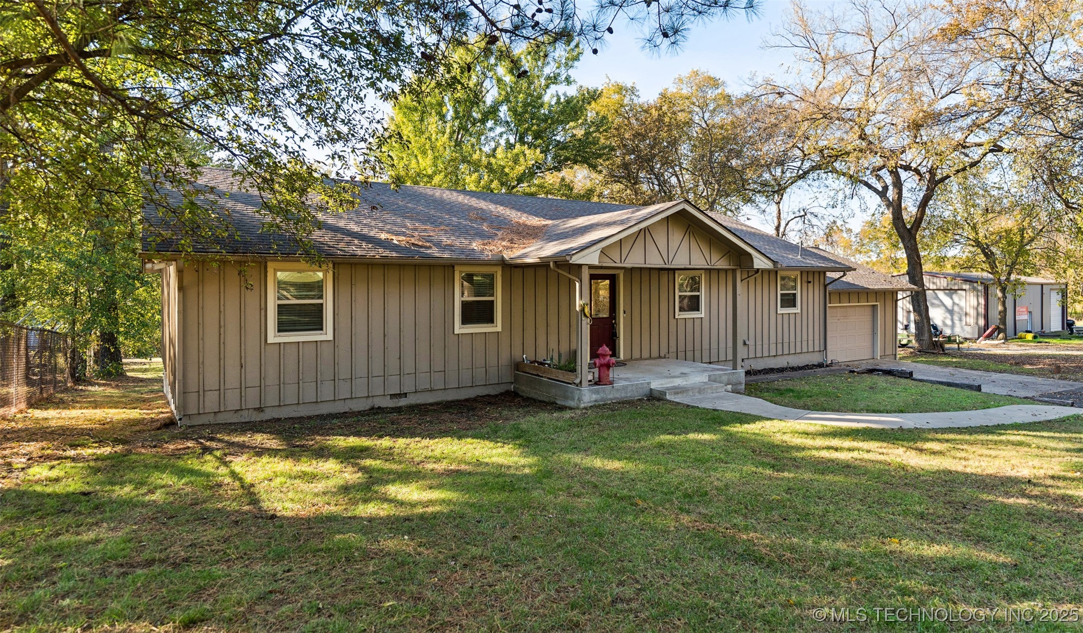 37171 S 4450 Road Property Photo 2