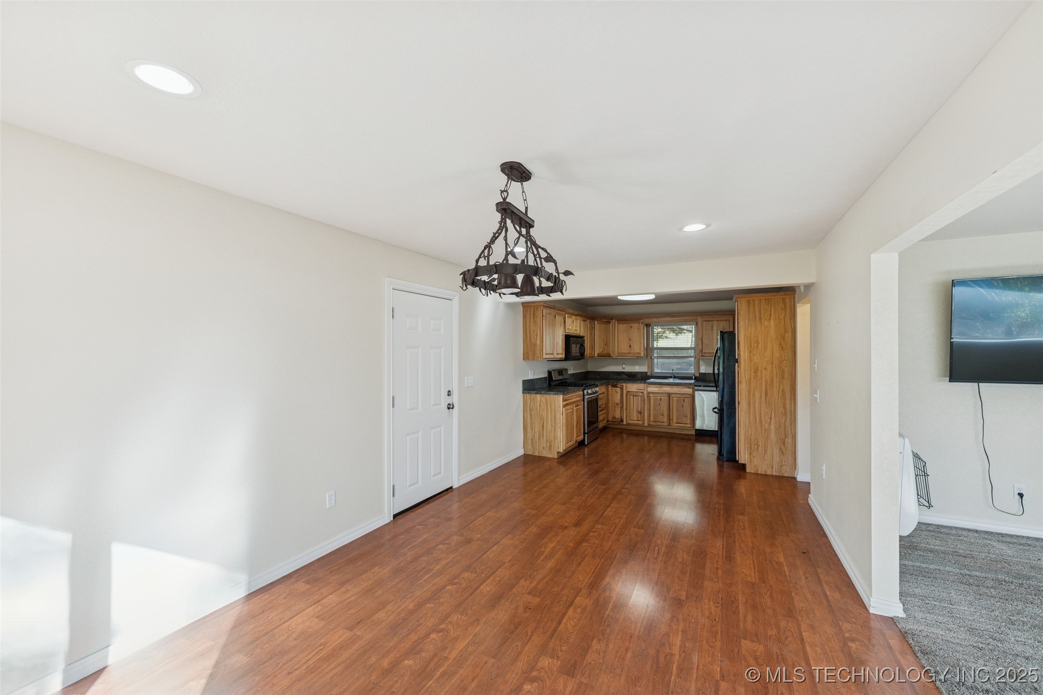 37171 S 4450 Road Property Photo 9