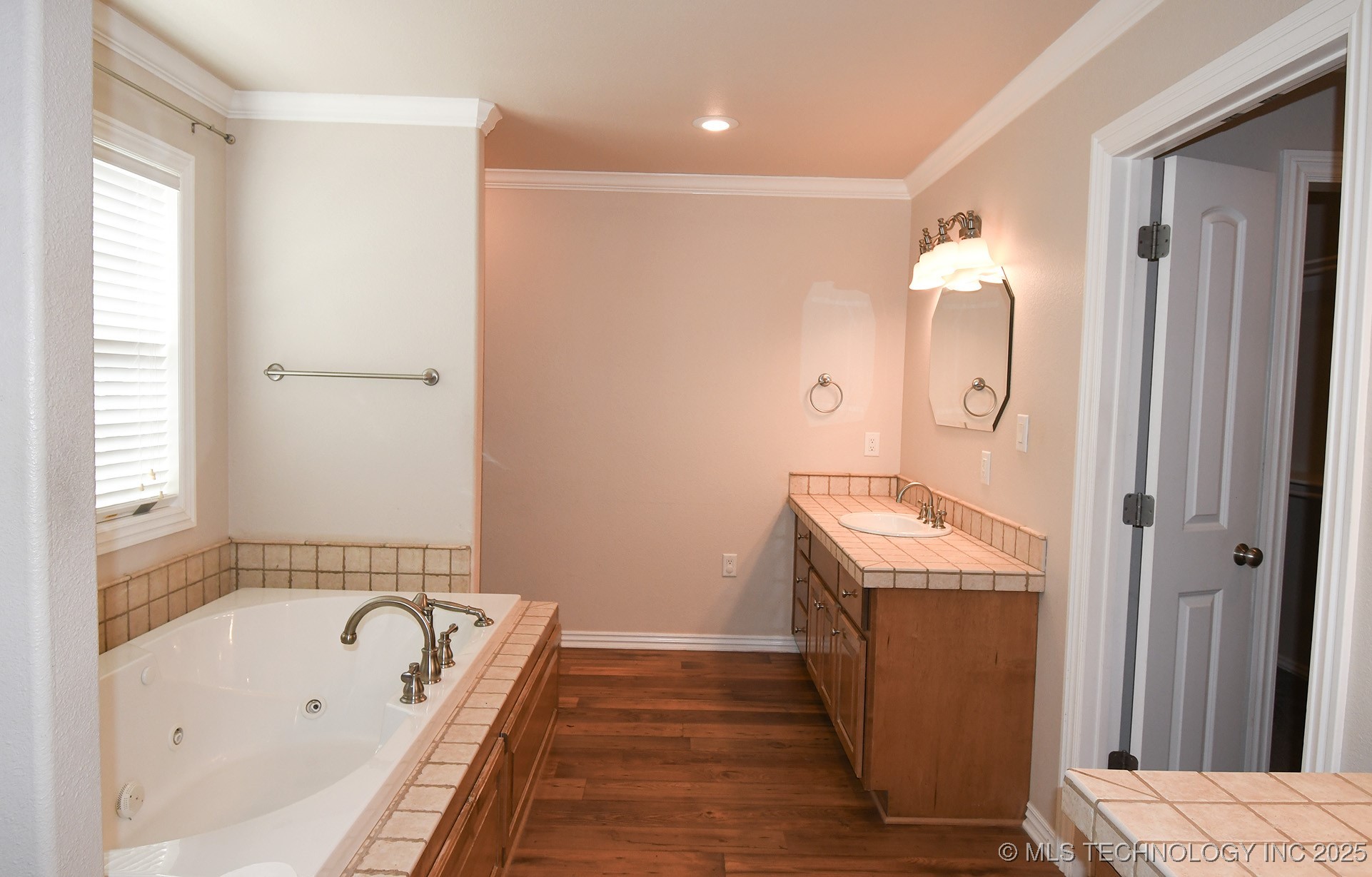 104391 S 4495 Road Property Photo 23