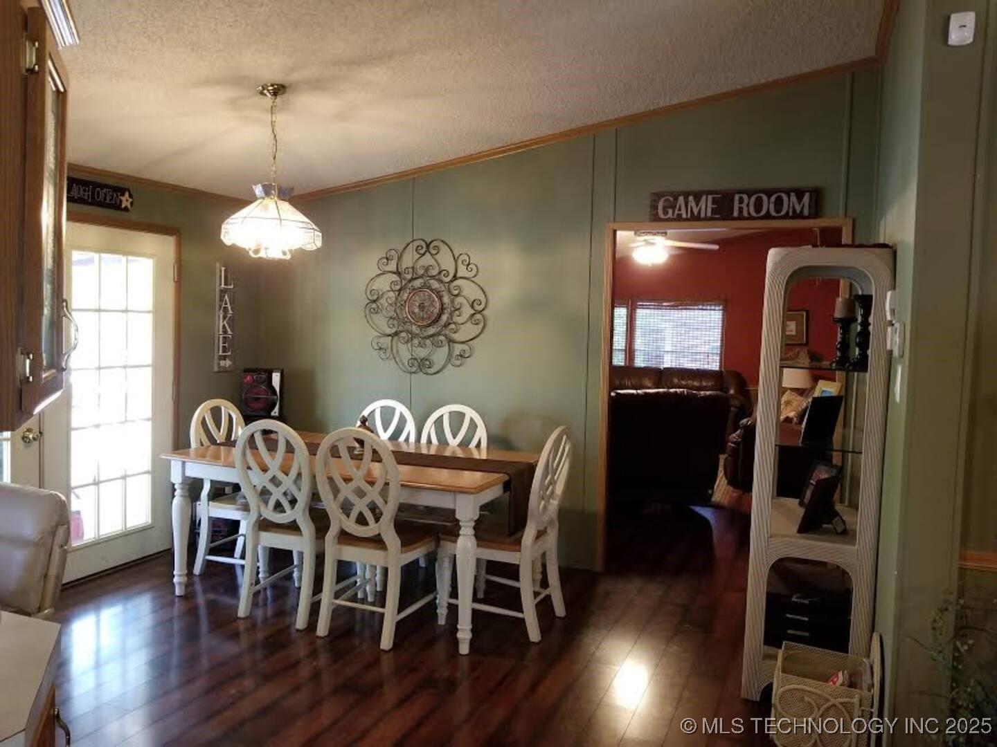 141 Hickory Property Photo 31