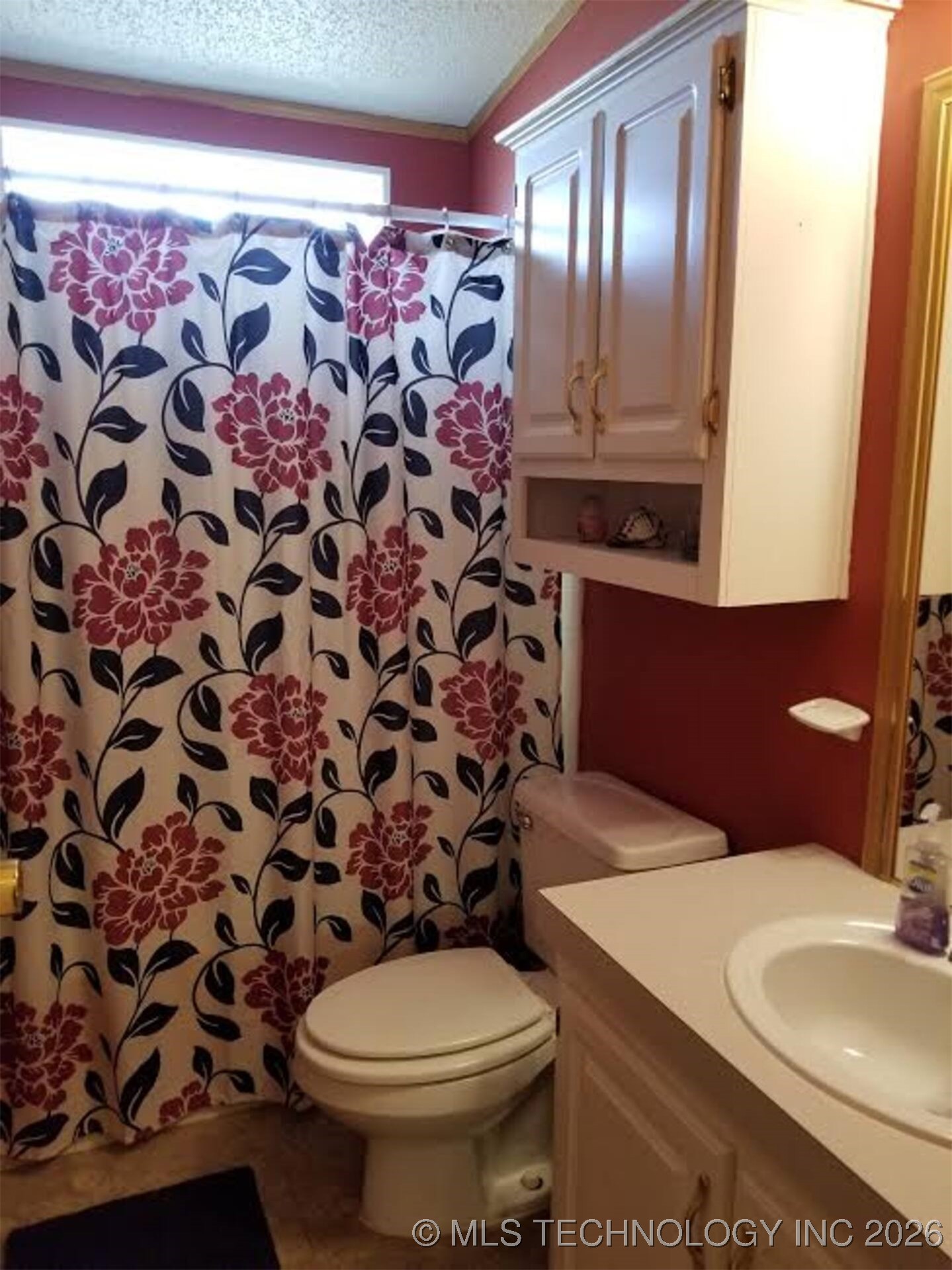 141 Hickory Property Photo 34