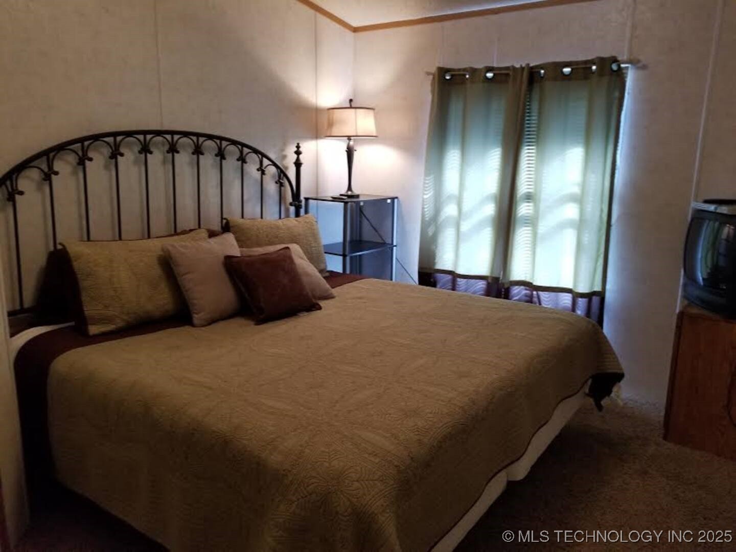 141 Hickory Property Photo 37