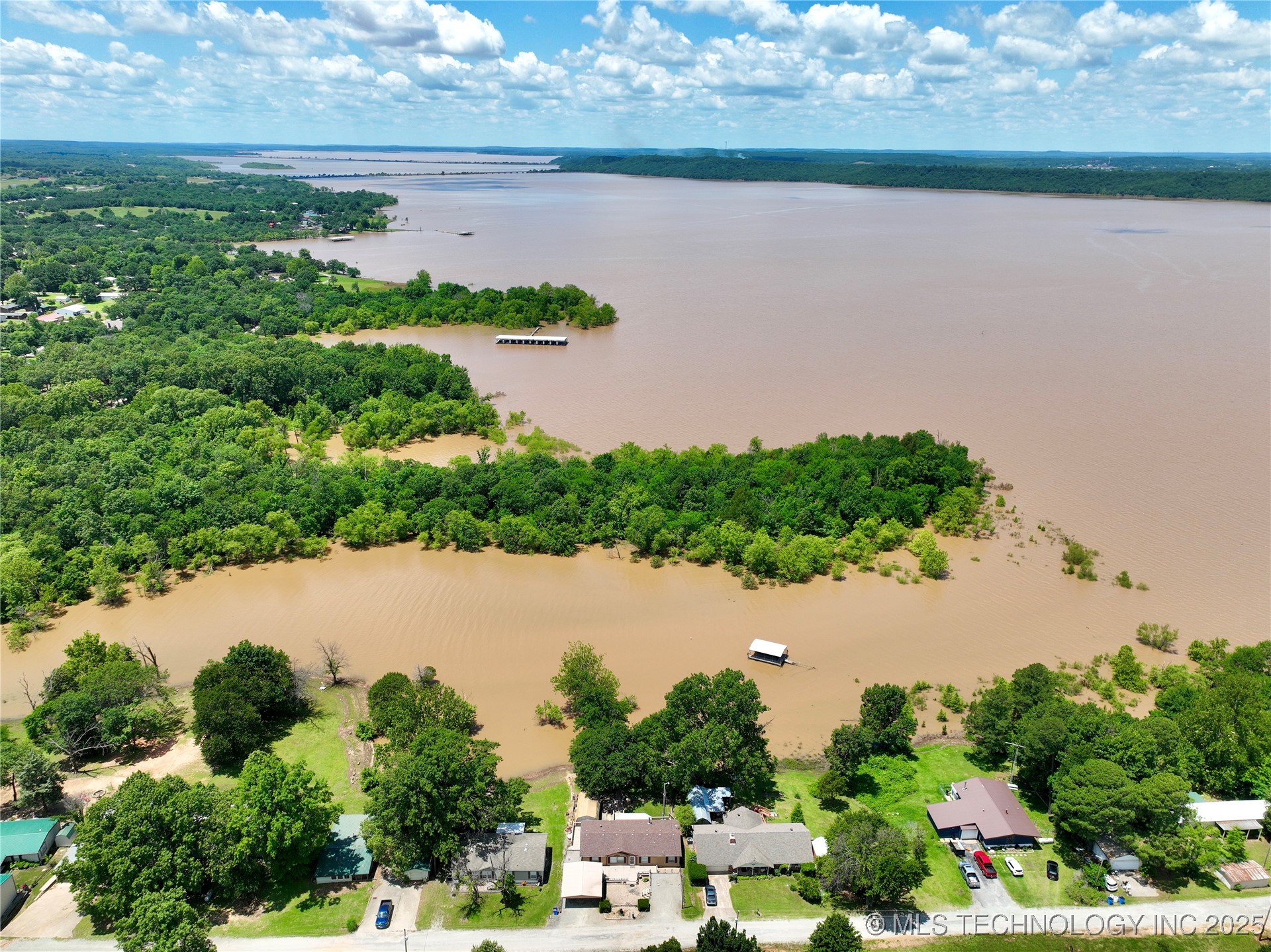 141 Hickory Property Photo 48