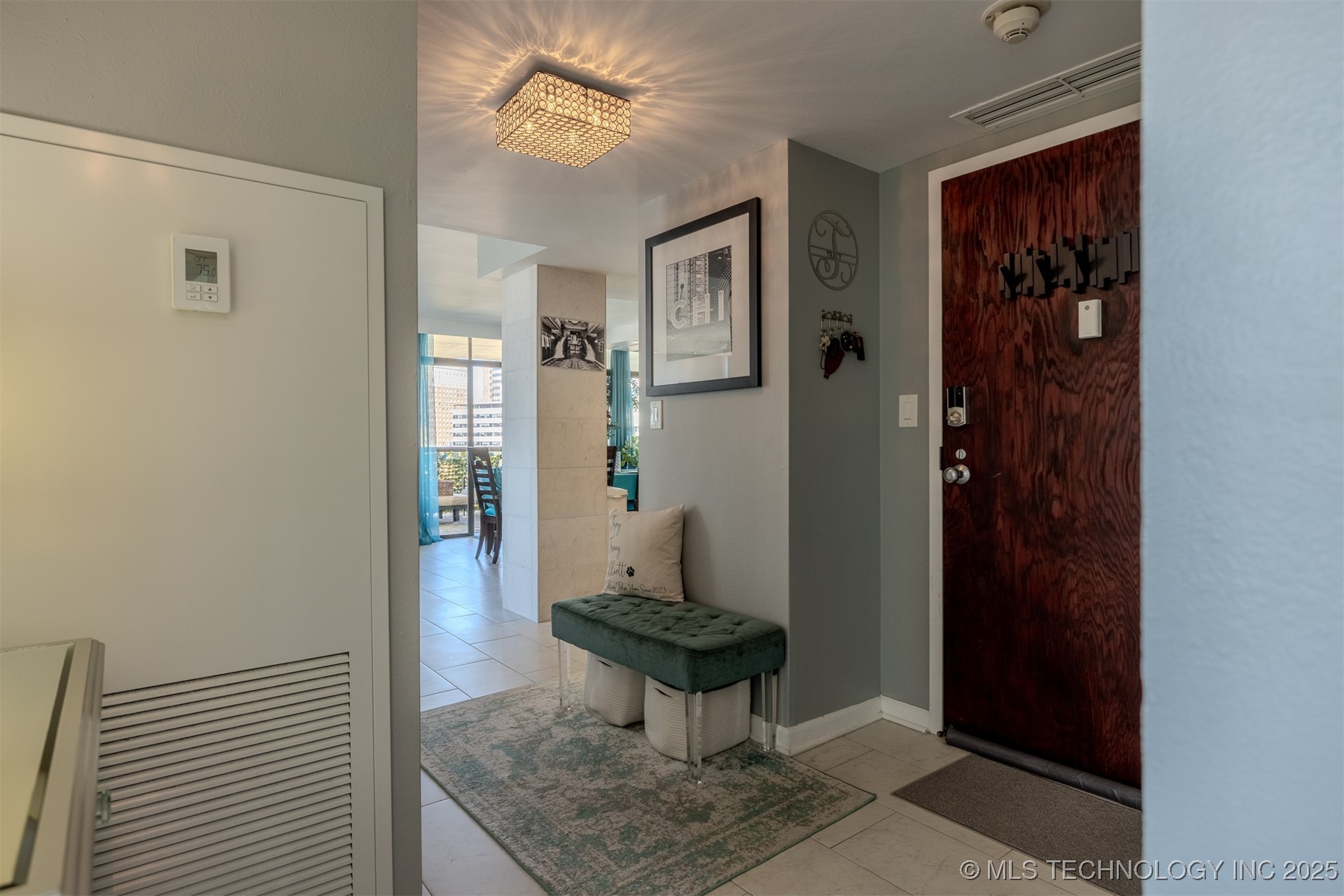 410 W 7th Street 923 Property Photo 8