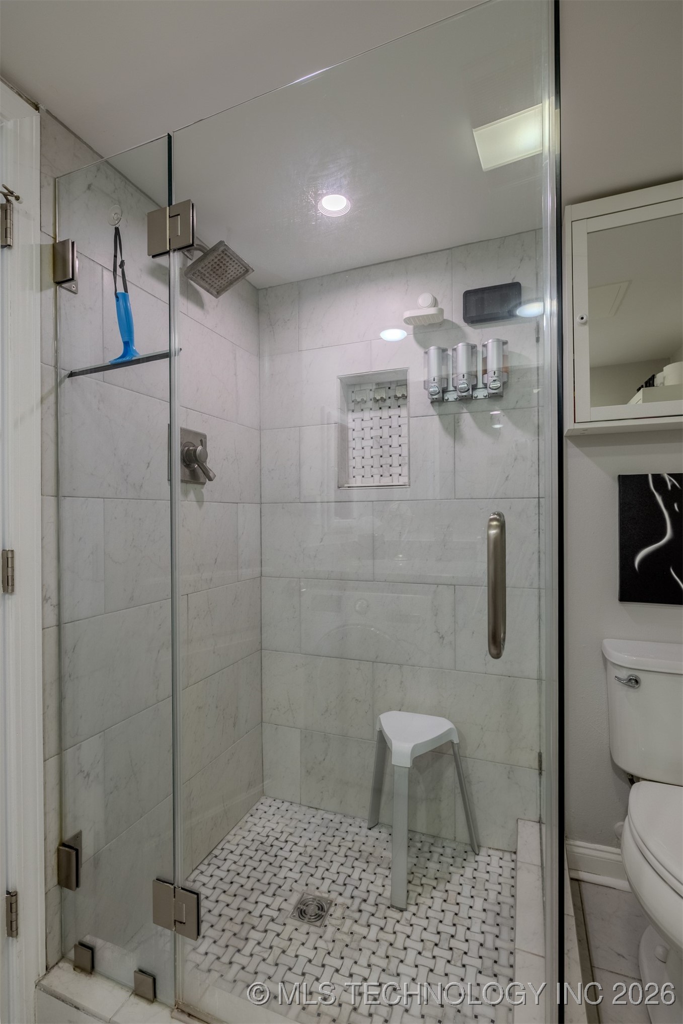 410 W 7th Street 923 Property Photo 37