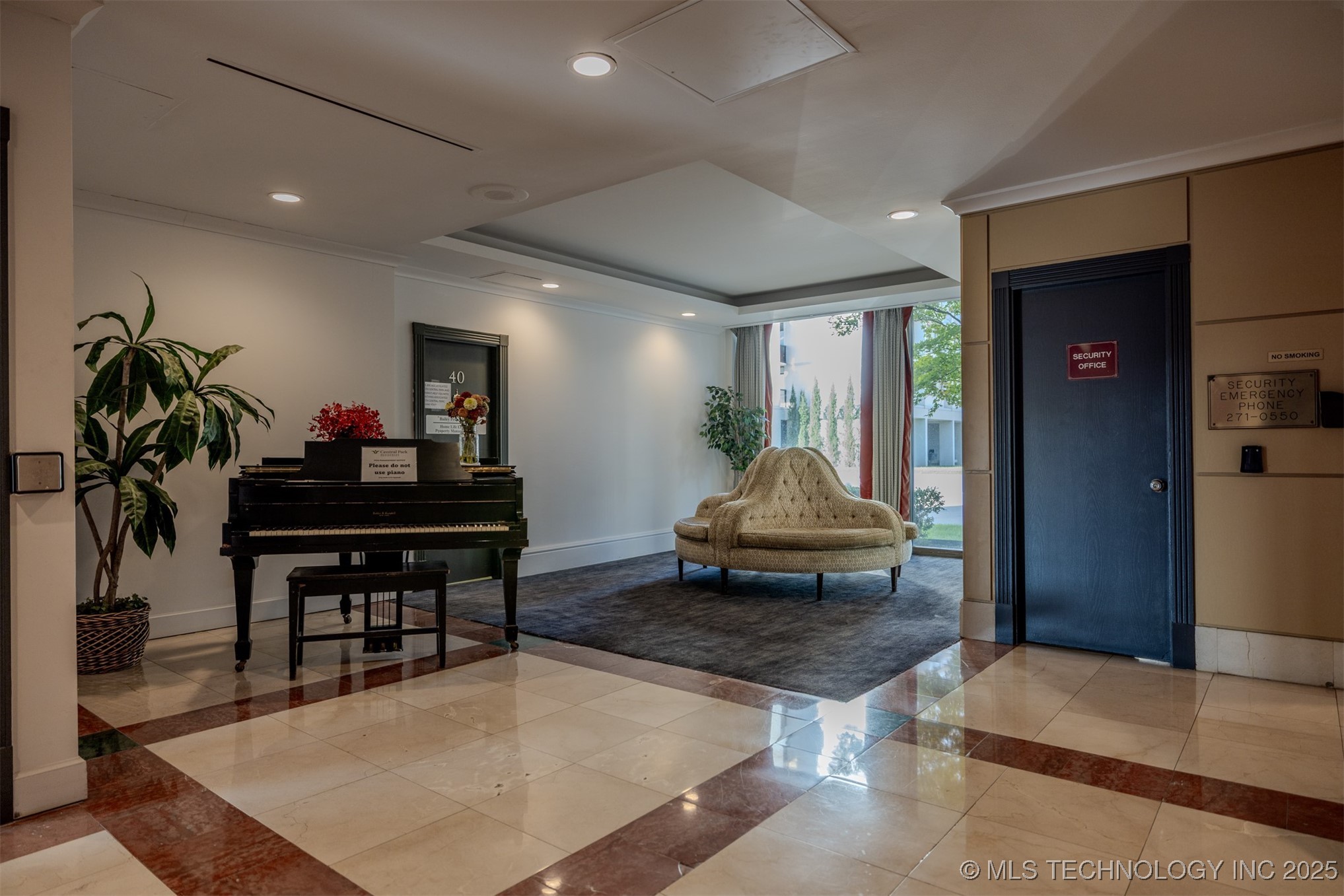 410 W 7th Street 923 Property Photo 41