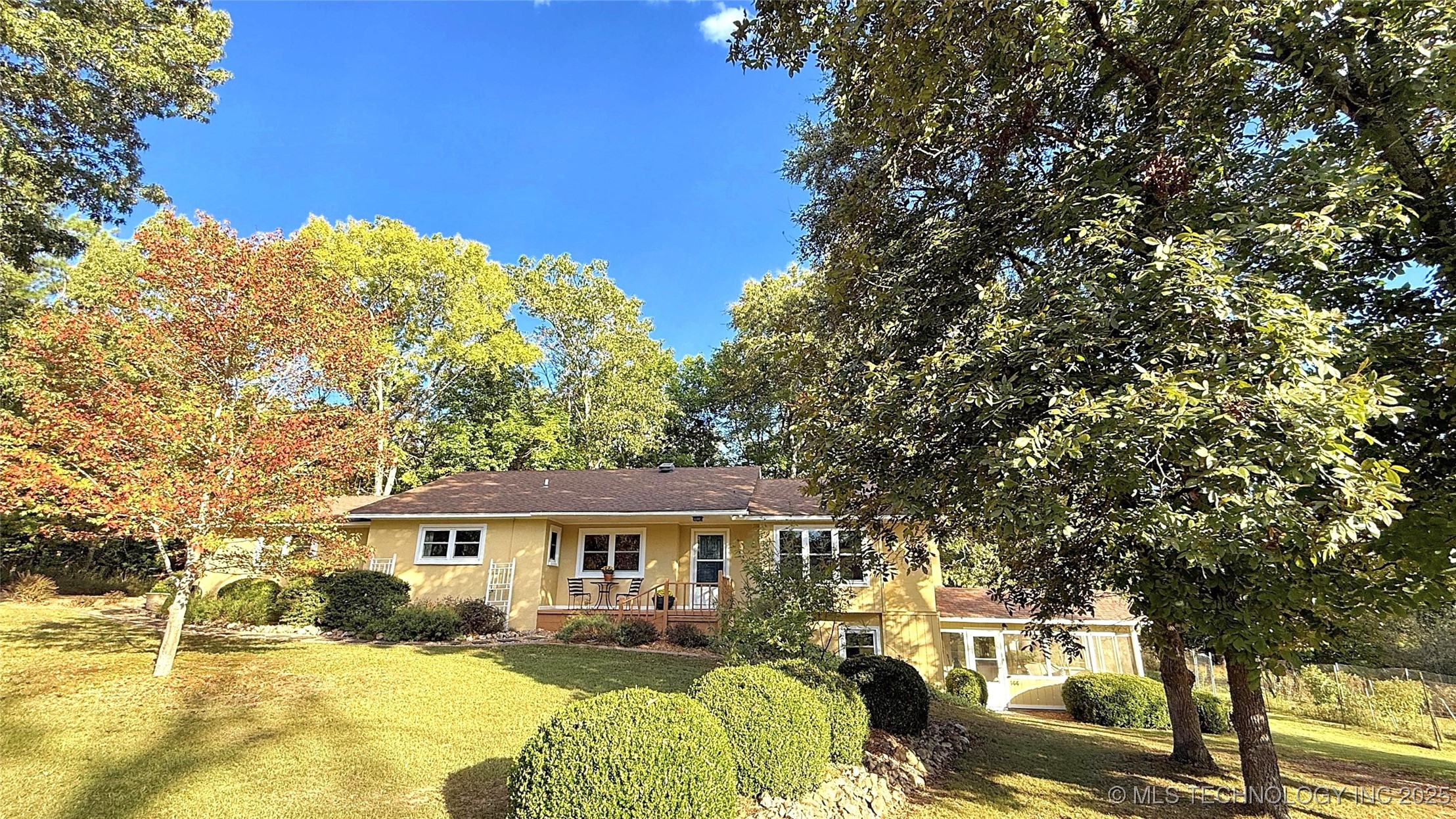 202 Alder Way Property Photo 1