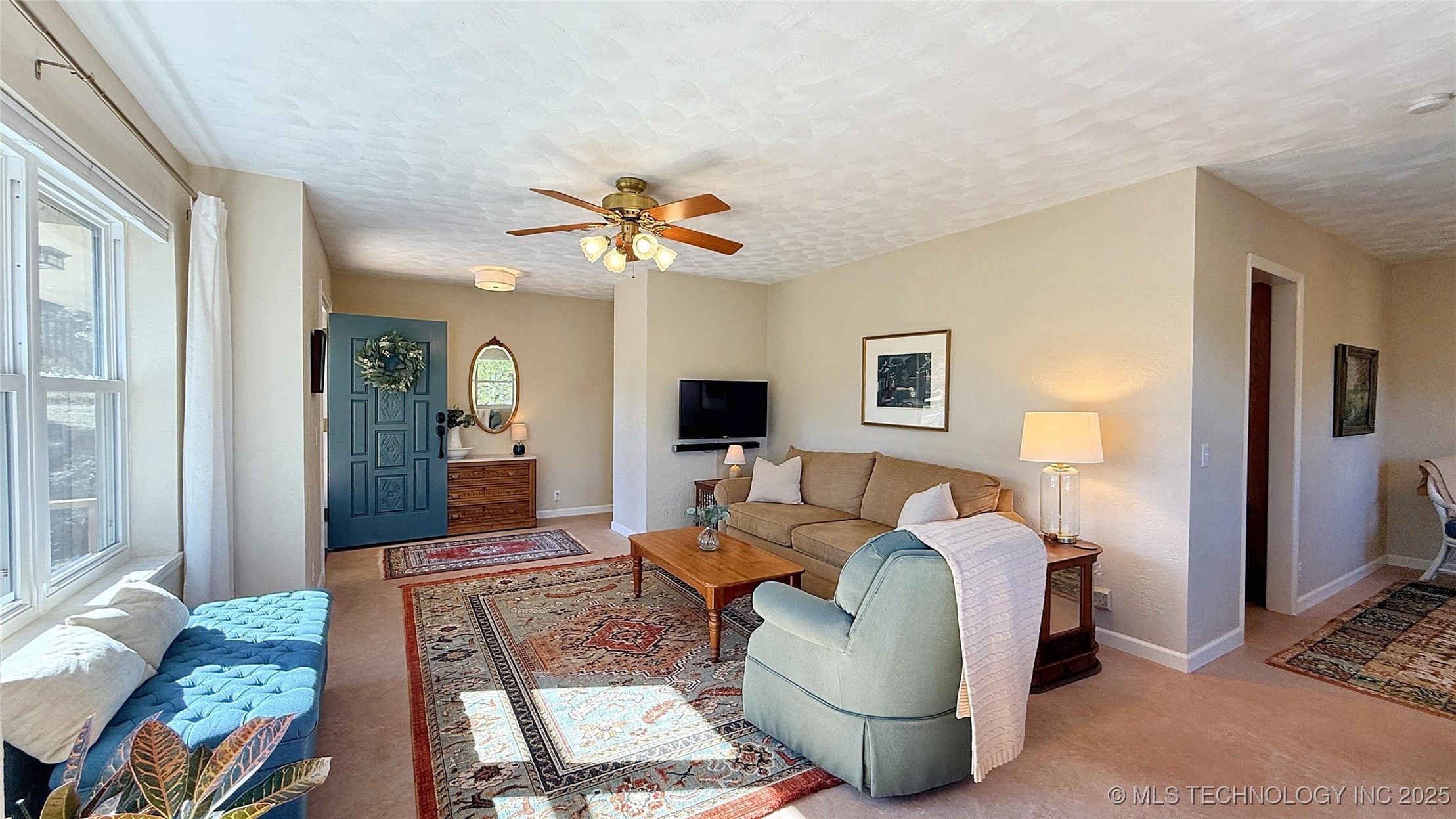 202 Alder Way Property Photo 8