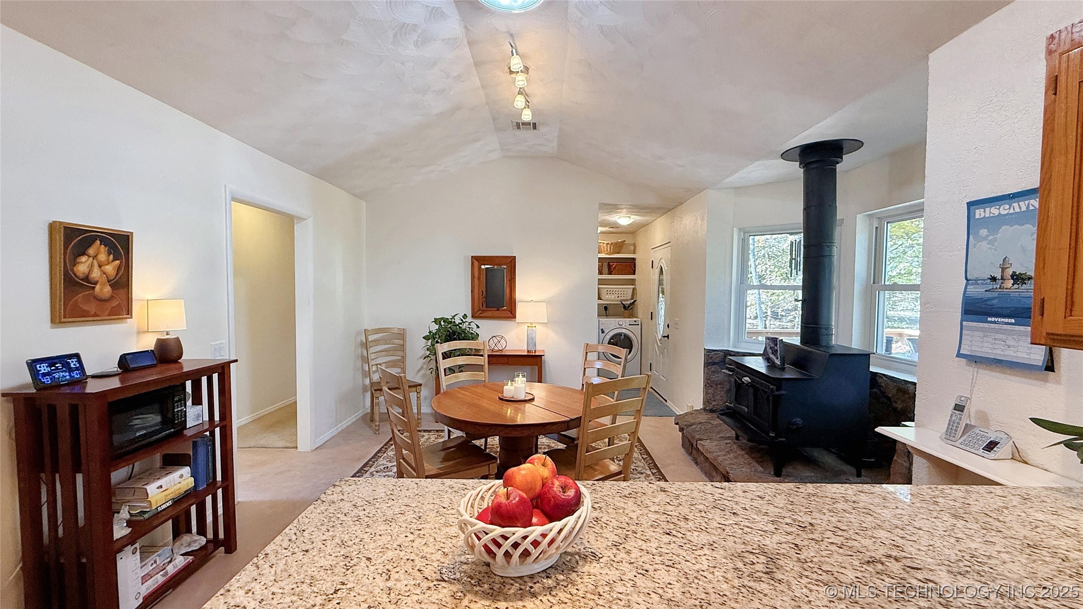 202 Alder Way Property Photo 16