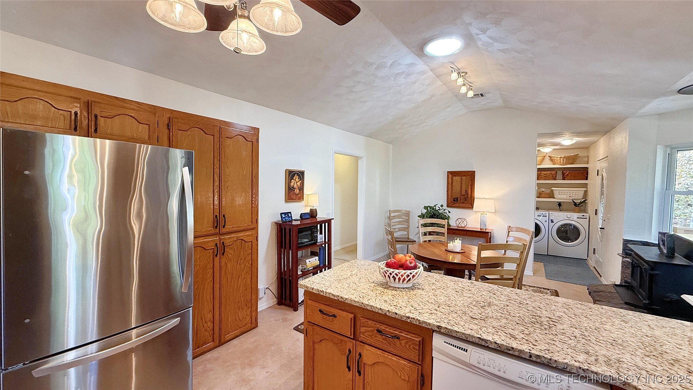 202 Alder Way Property Photo 17