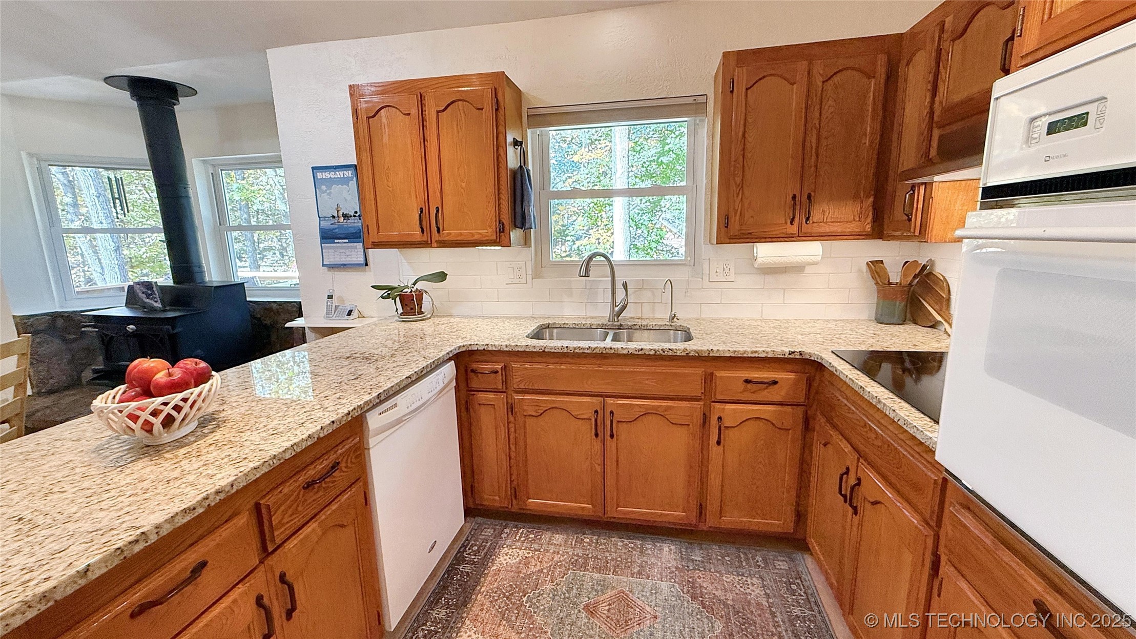 202 Alder Way Property Photo 20