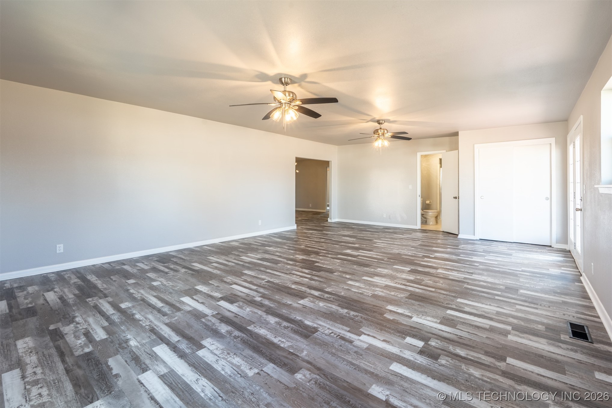 2150 S 80th East Avenue Property Photo 23