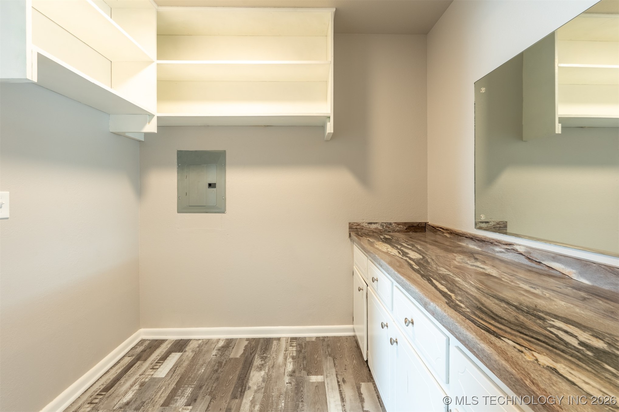 2150 S 80th East Avenue Property Photo 26