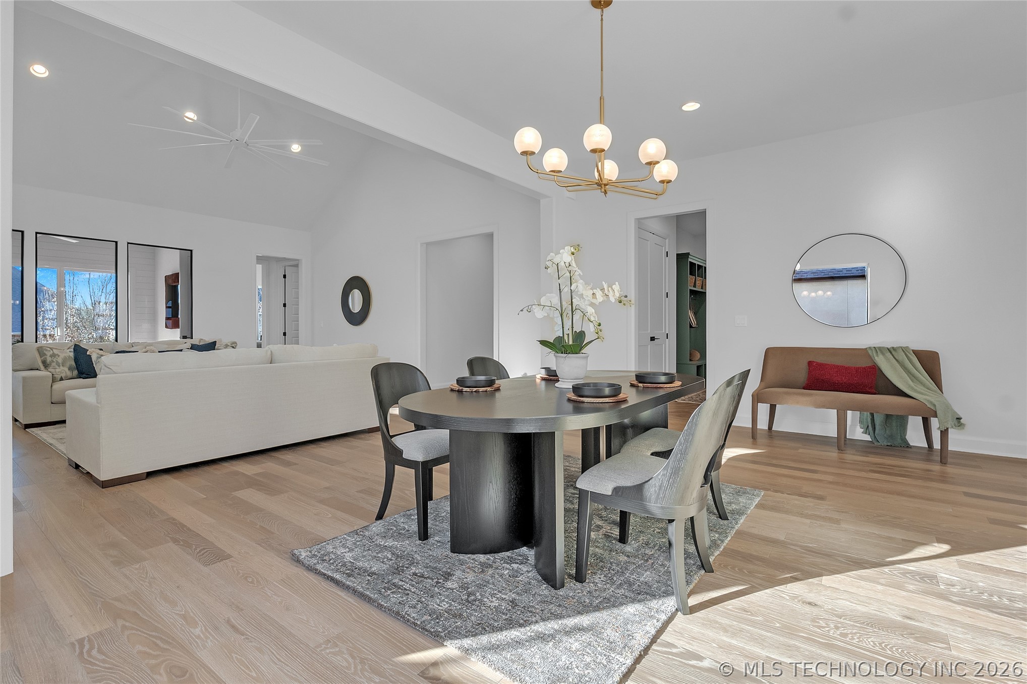 11962 S 94th East Avenue Property Photo 8