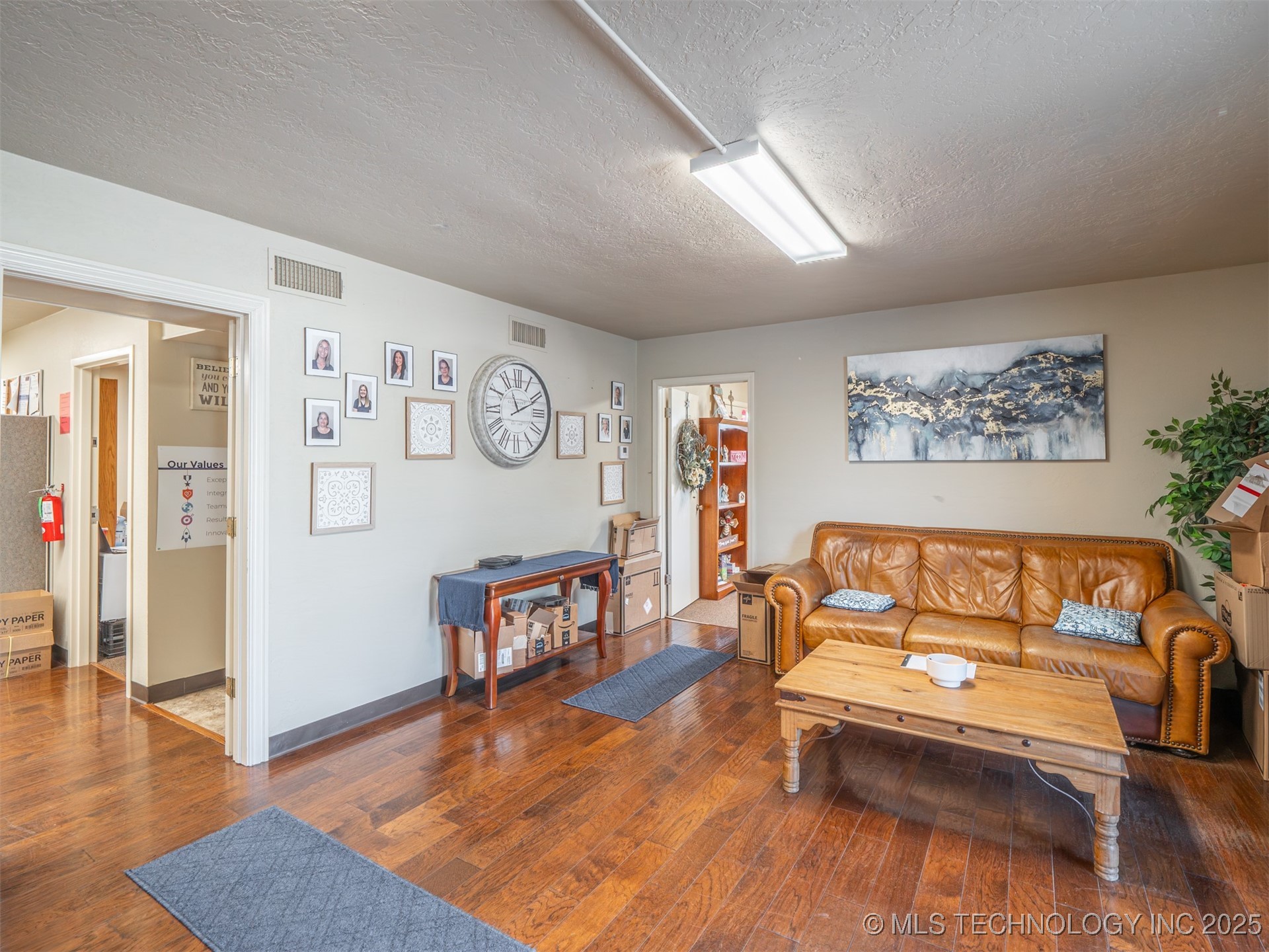 403 W Carl Albert Property Photo 21