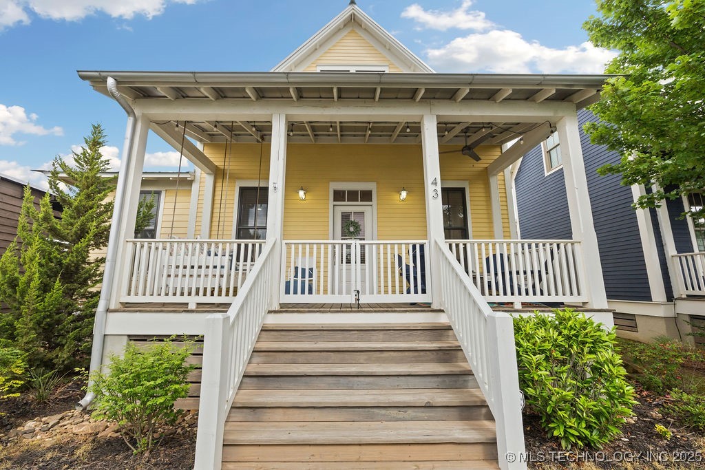 43 Center Lane S Property Photo 1