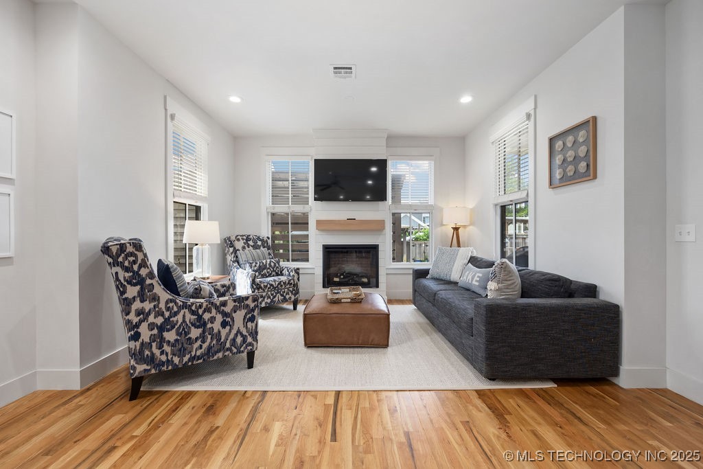 43 Center Lane S Property Photo 3