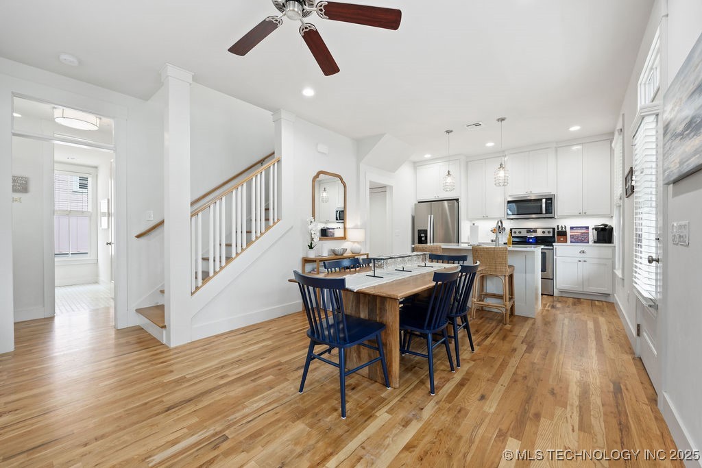 43 Center Lane S Property Photo 5