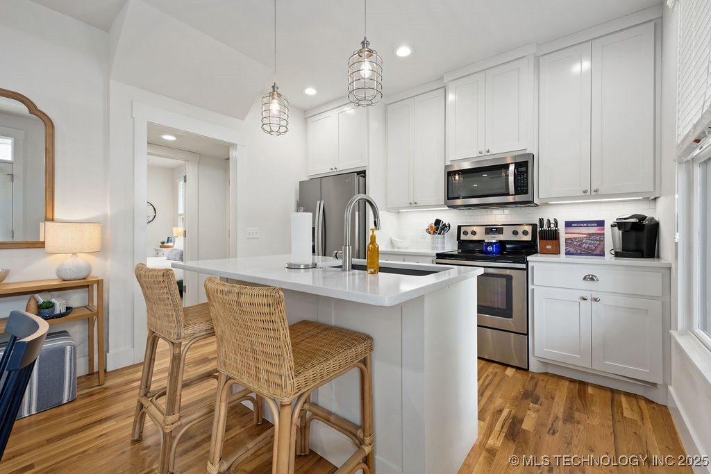 43 Center Lane S Property Photo 9