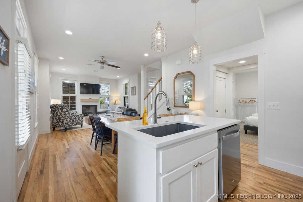 43 Center Lane S Property Photo 10