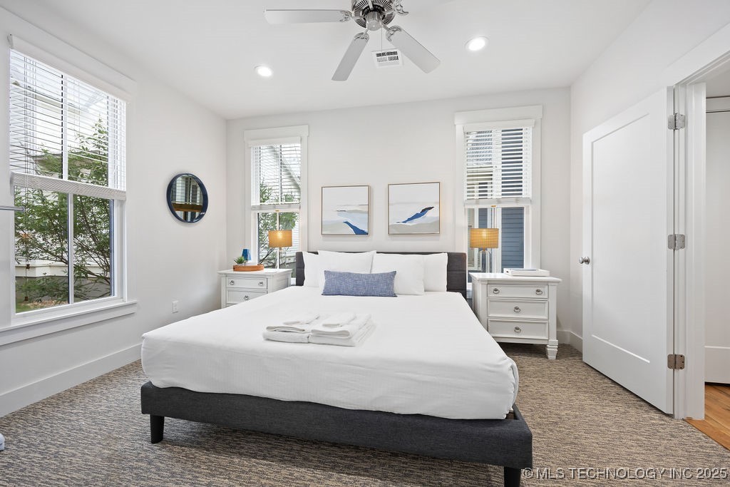 43 Center Lane S Property Photo 12