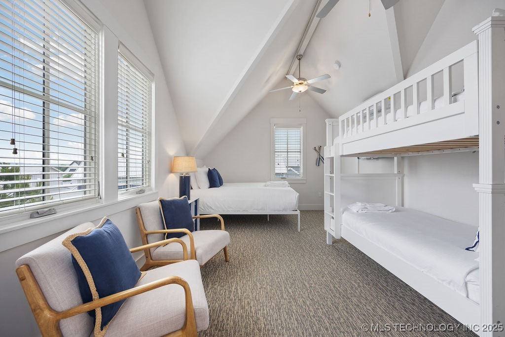 43 Center Lane S Property Photo 18