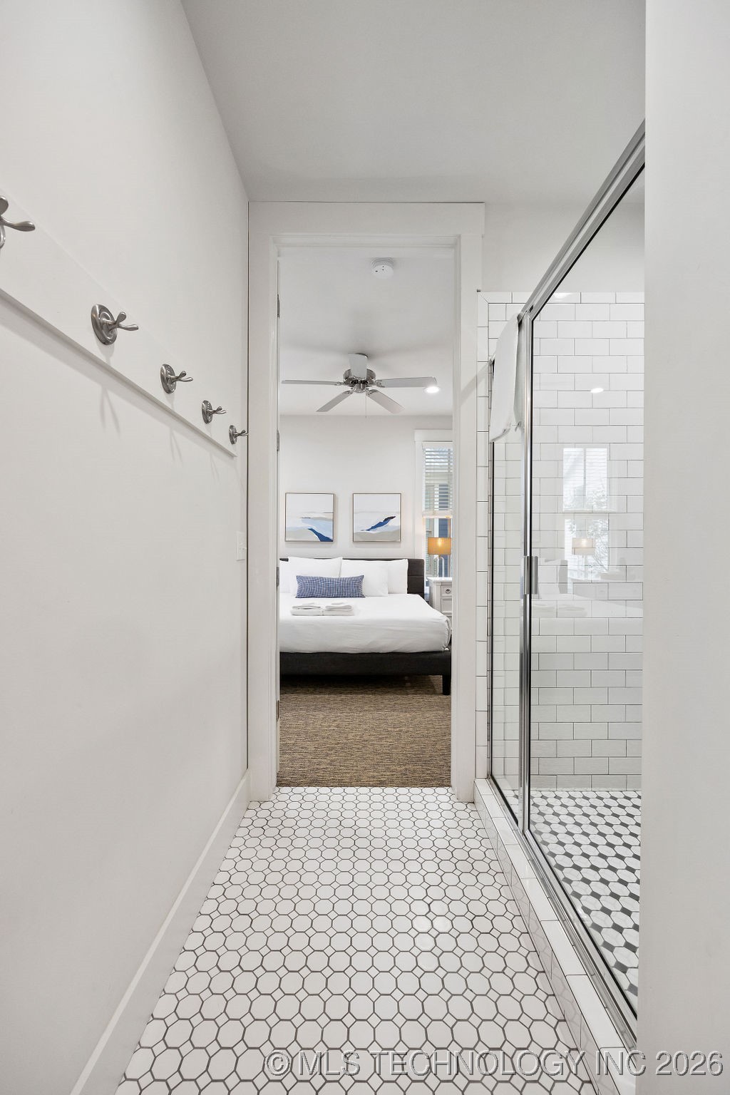 43 Center Lane S Property Photo 22