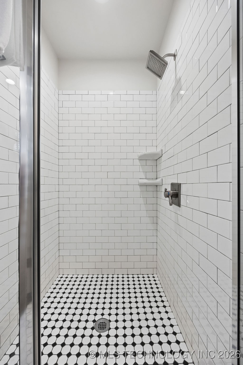 43 Center Lane S Property Photo 24