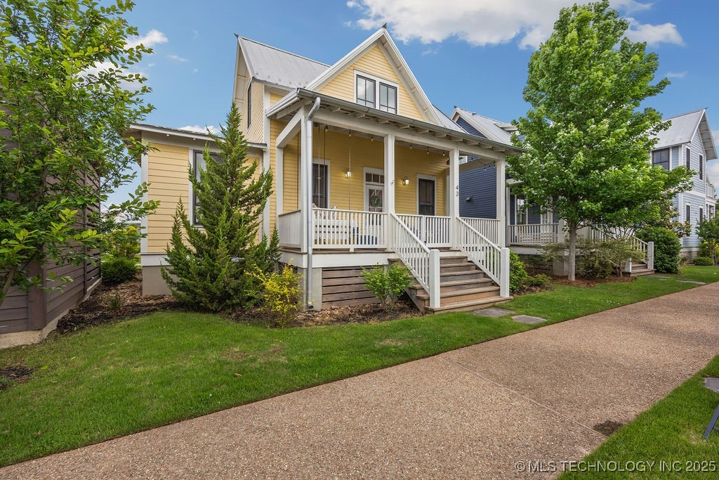 43 Center Lane S Property Photo 31