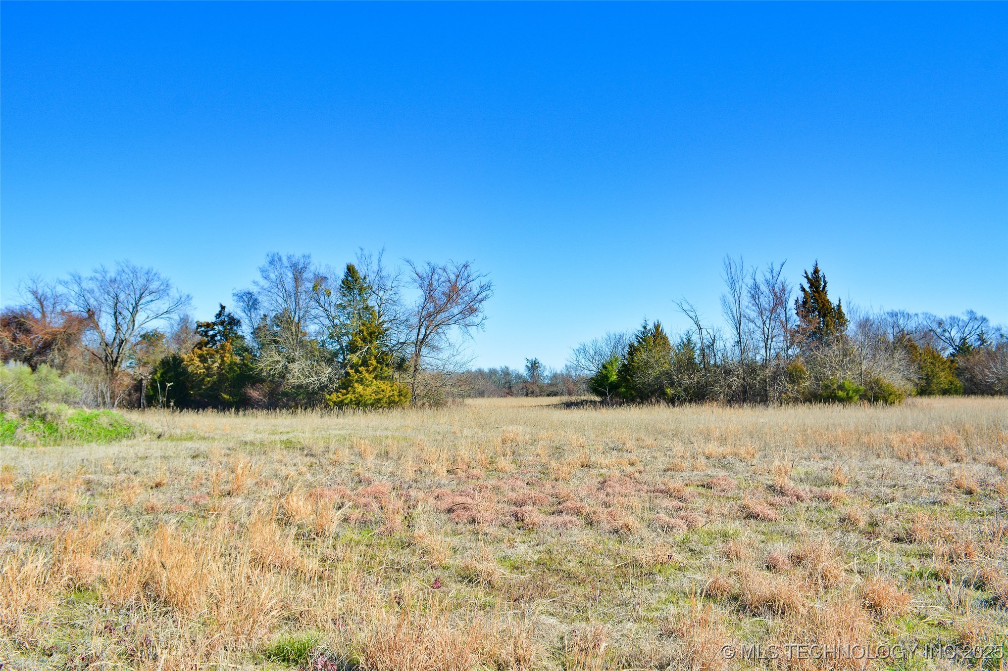 01542 N 4247 Road Property Photo 4