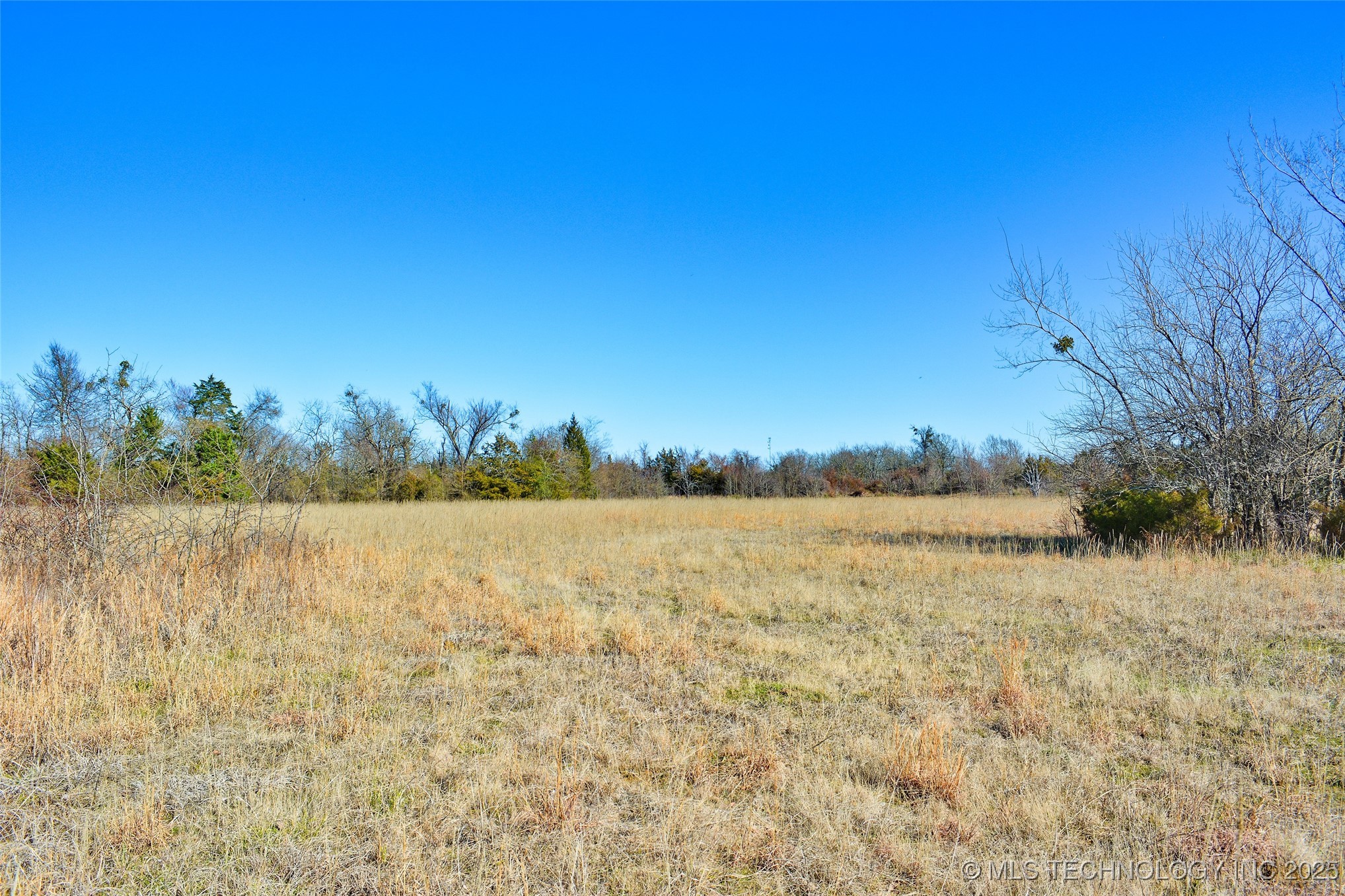 01542 N 4247 Road Property Photo 5