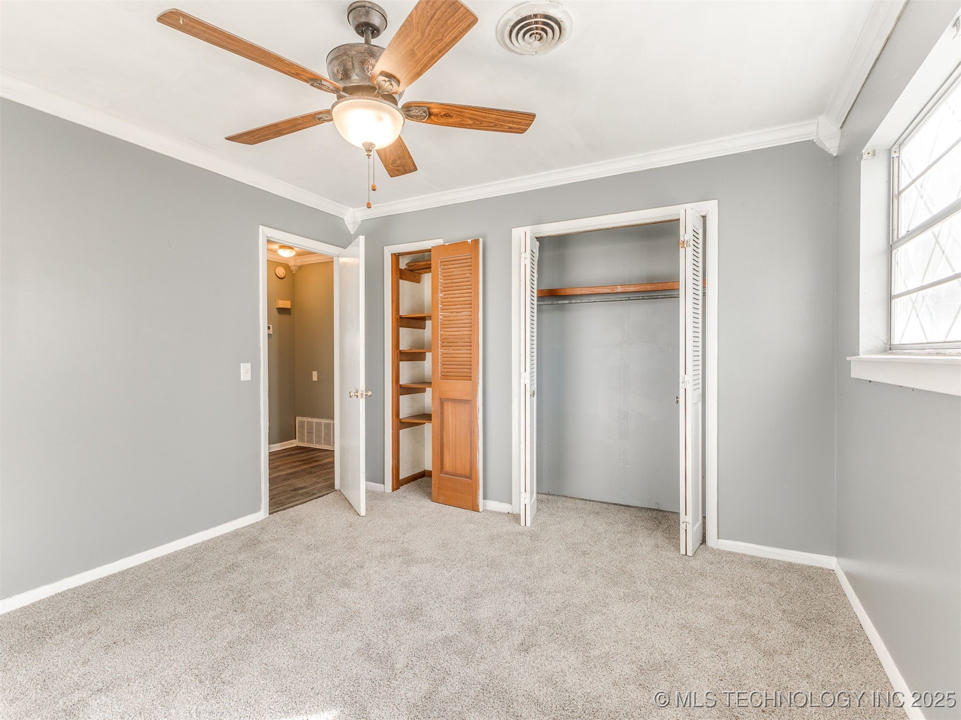 405 S Main Street Property Photo 22