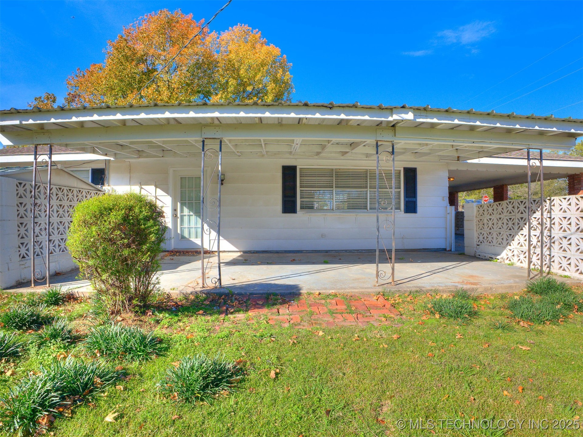 405 S Main Street Property Photo 25