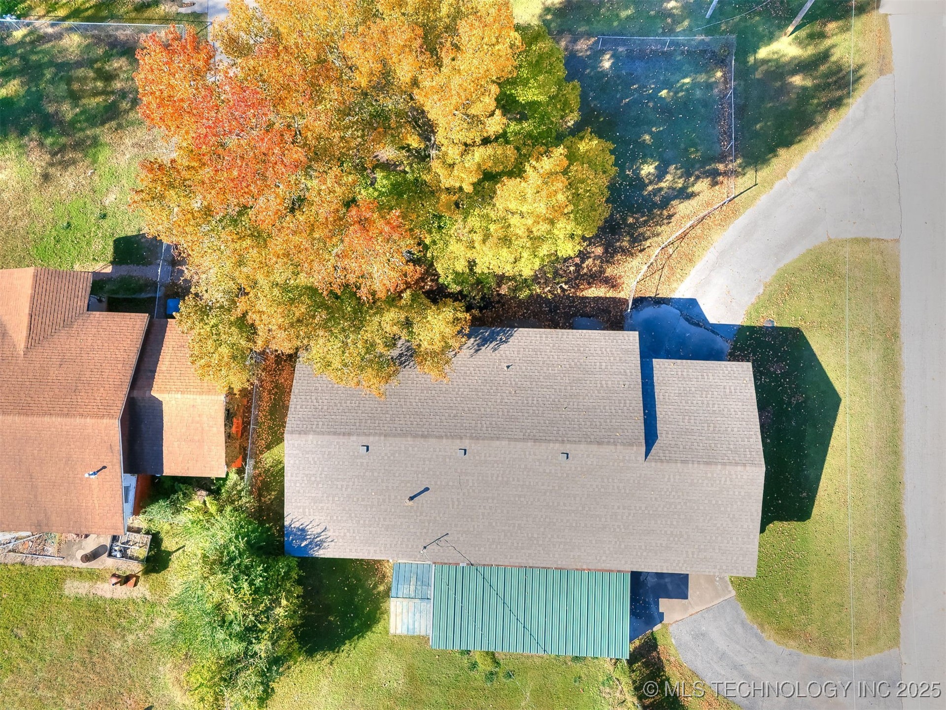 405 S Main Street Property Photo 31