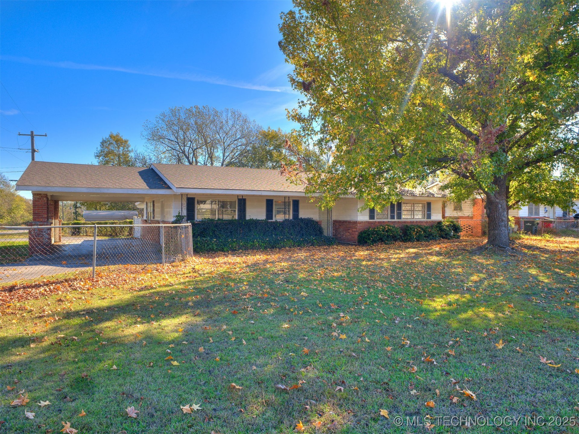 405 S Main Street Property Photo 37