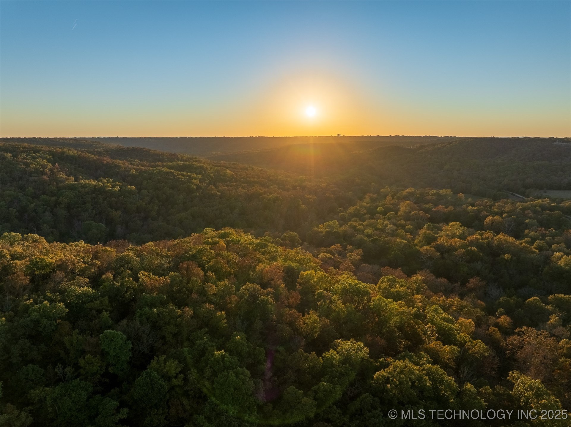 190 S 4523 Road Property Photo 9