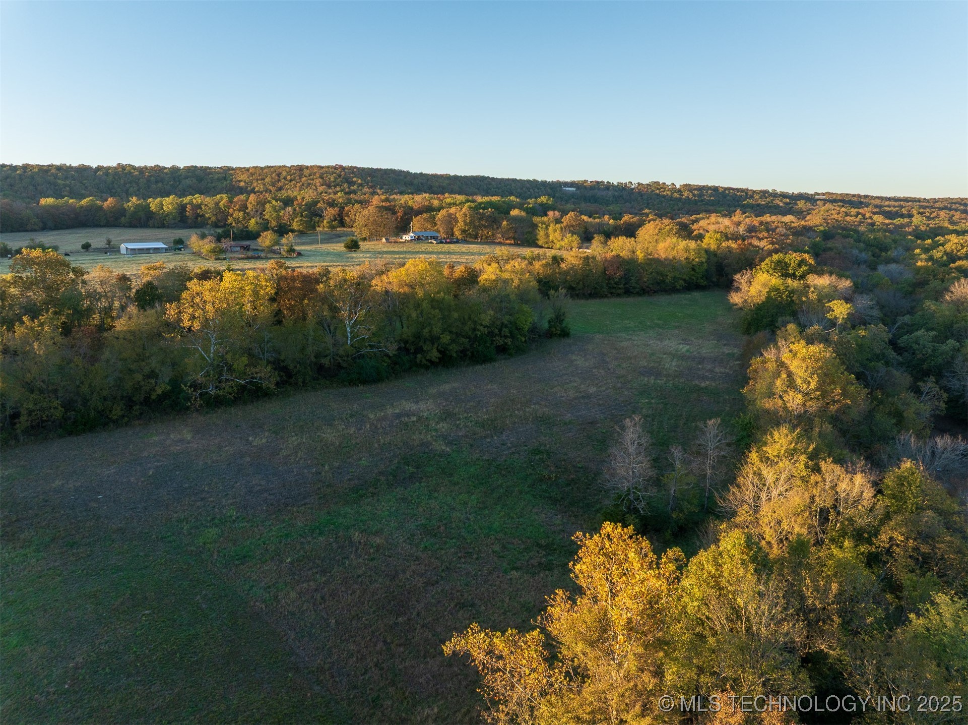 190 S 4523 Road Property Photo 23