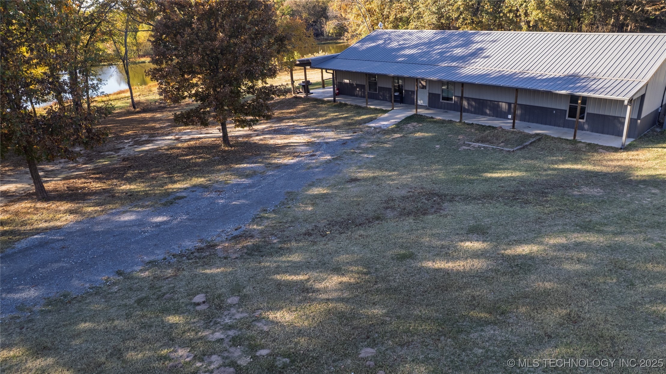 30600 County Road 1491 Property Photo 5