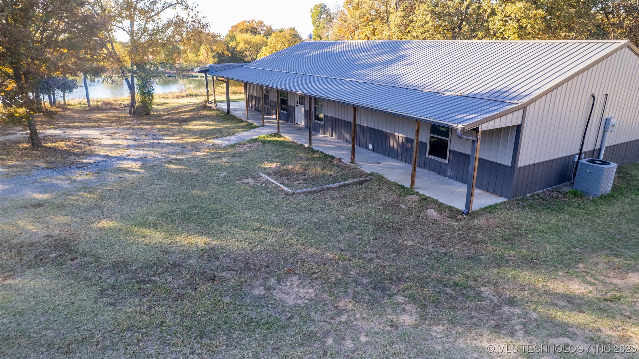 30600 County Road 1491 Property Photo 23