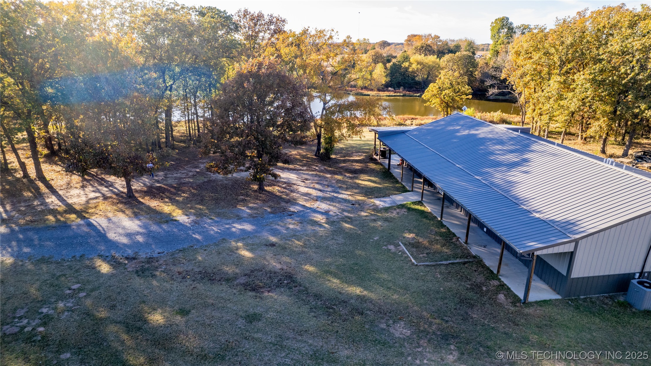 30600 County Road 1491 Property Photo 25