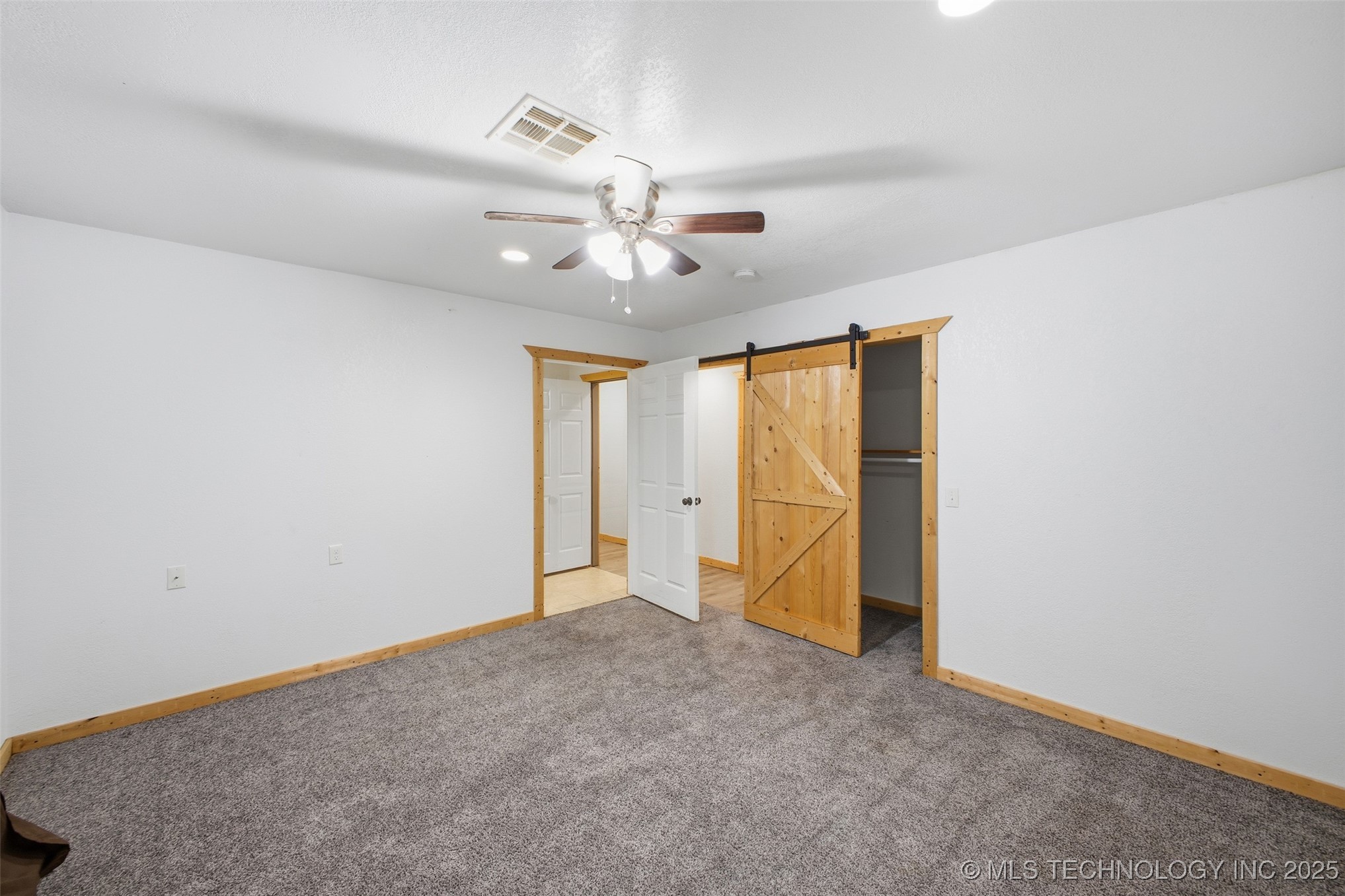 30600 County Road 1491 Property Photo 47