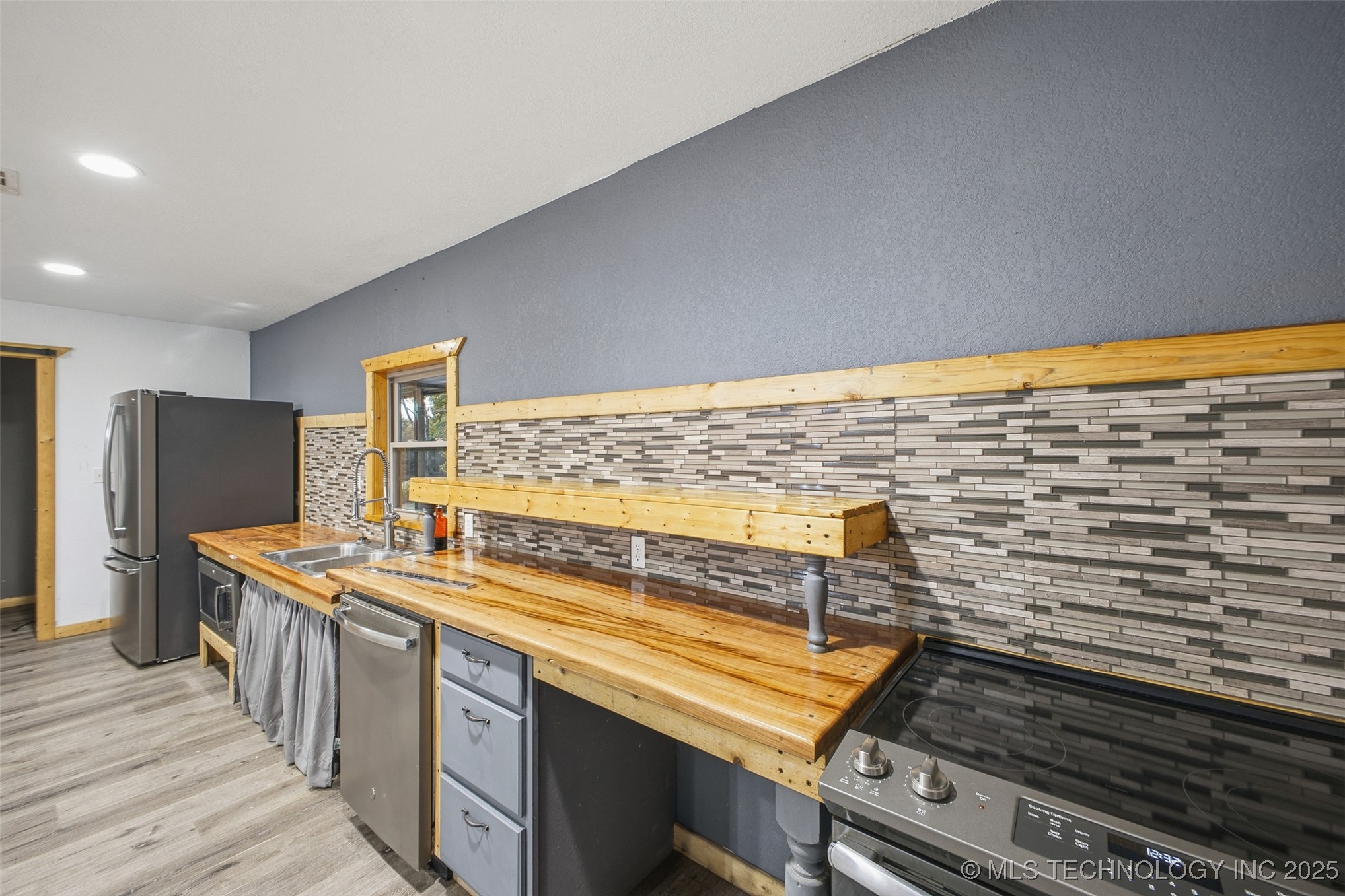 30600 County Road 1491 Property Photo 55