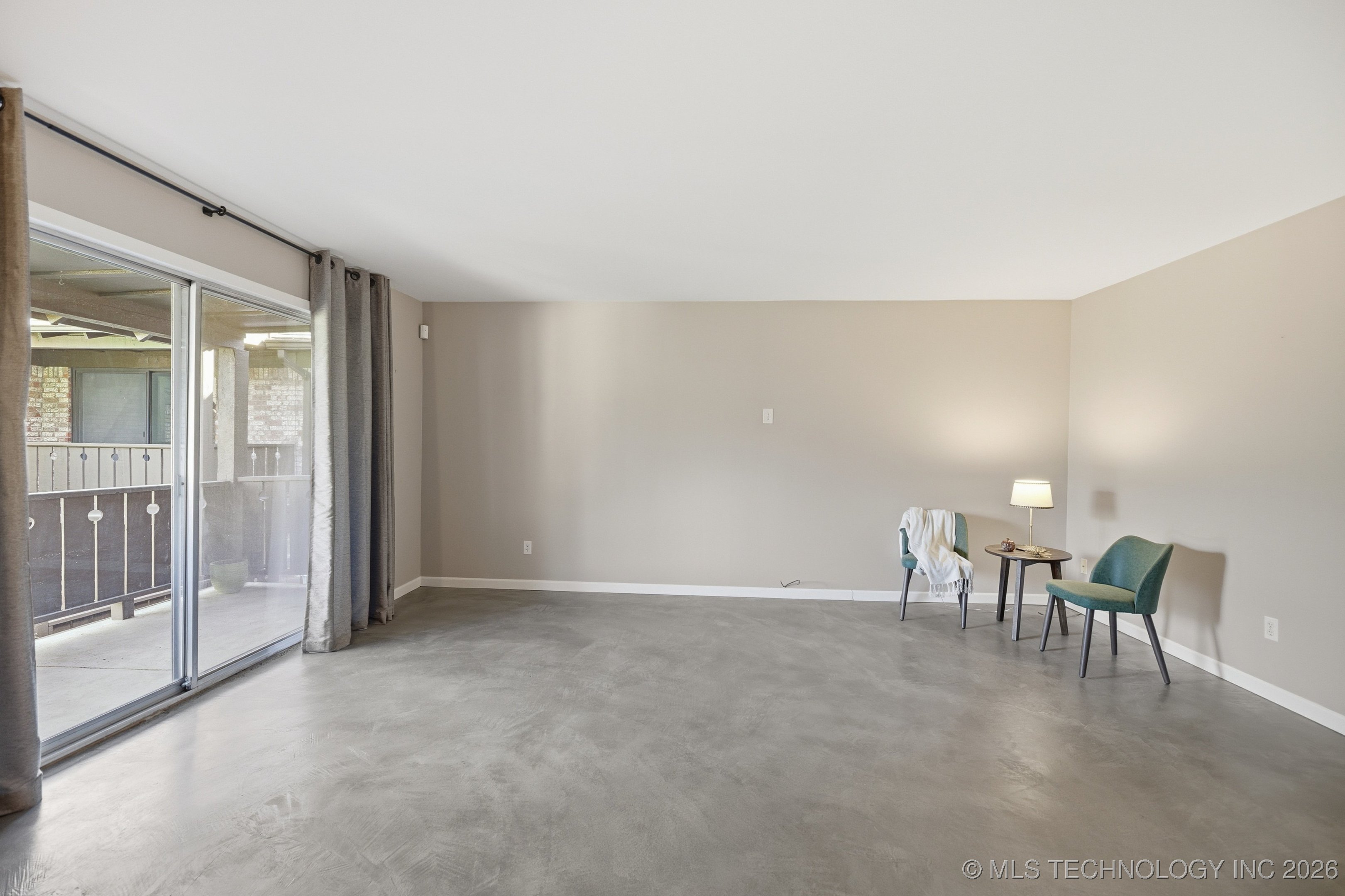 7 Woodward Boulevard E 218 Property Photo 5