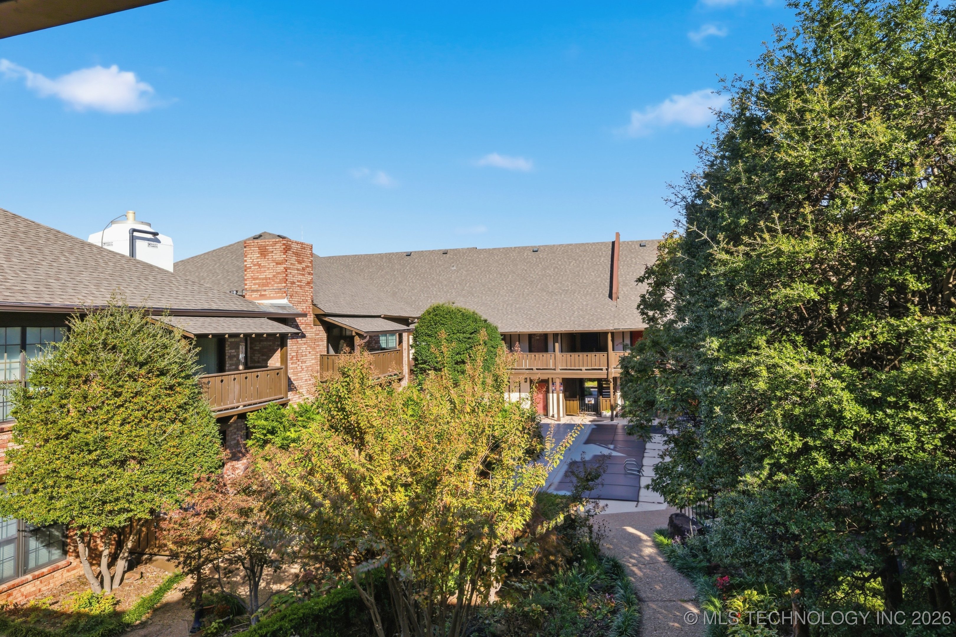 7 Woodward Boulevard E 218 Property Photo 16