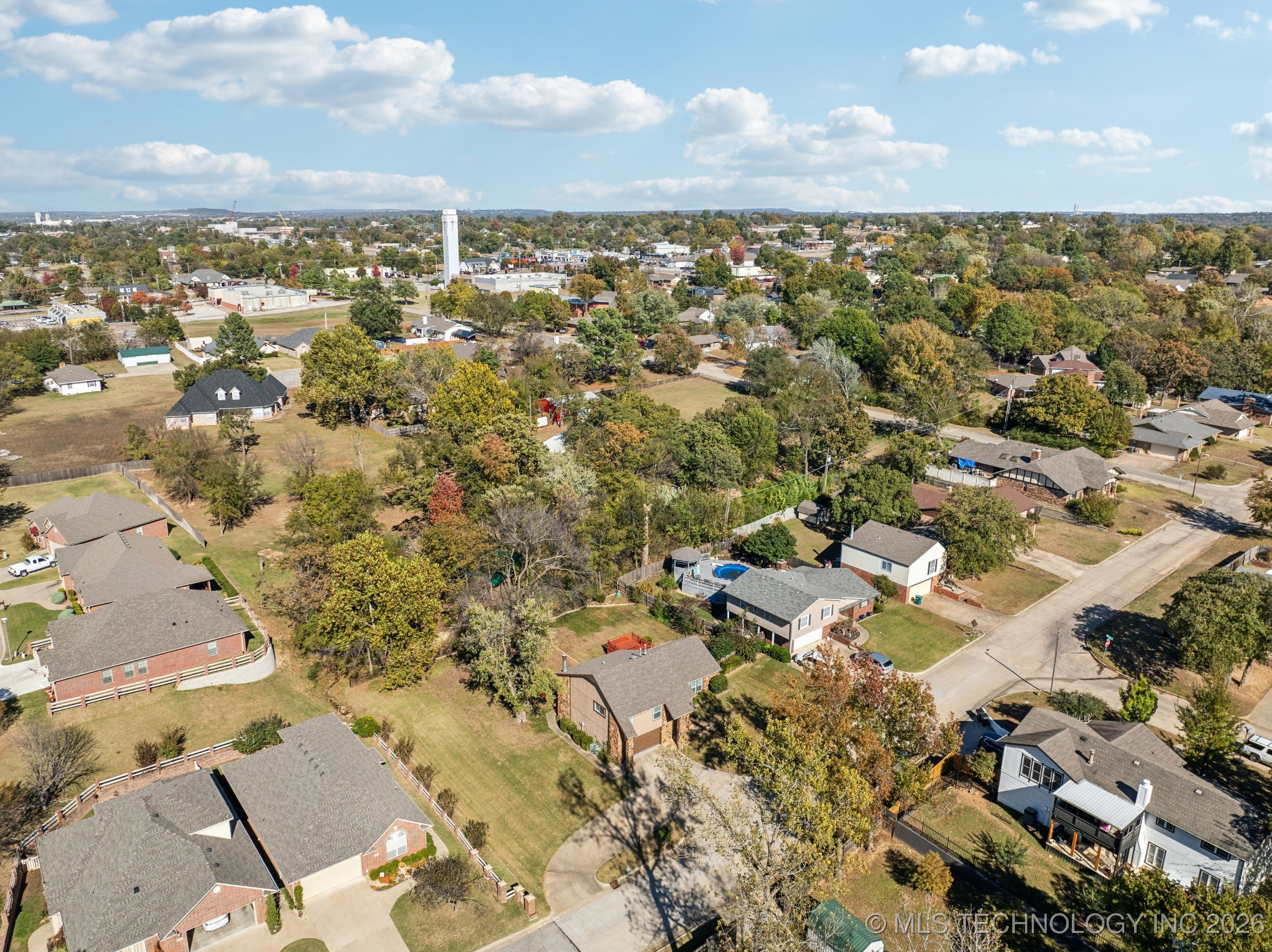813 E Teresa Avenue Property Photo 30