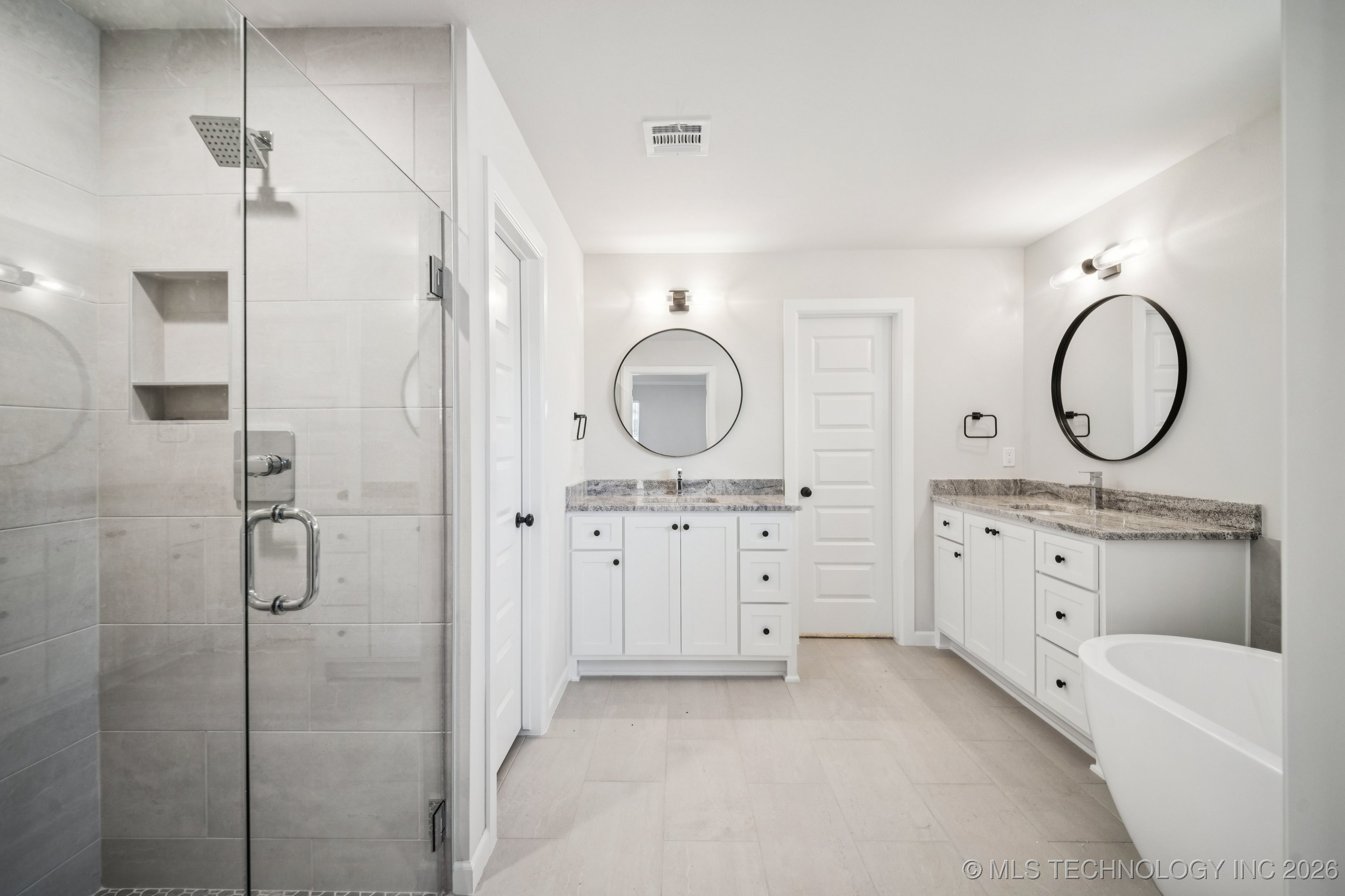 23071 E 106th Place S Property Photo 14