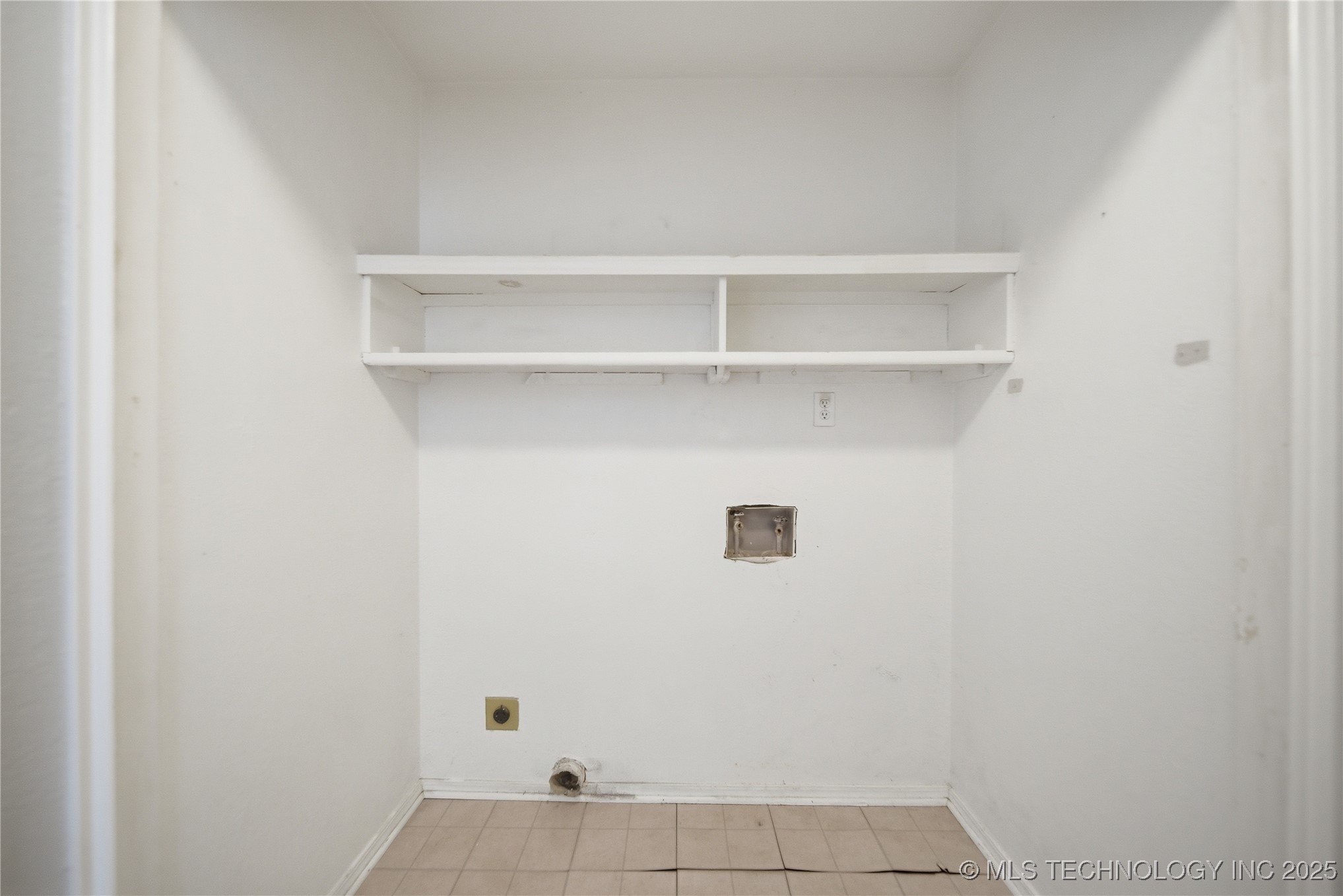 6355 S 80th Avenue E 2h Property Photo 17